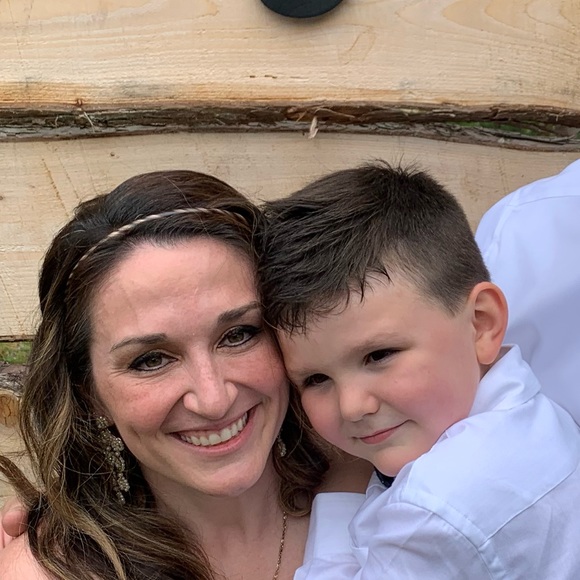 Meet your Posher, Ashley - Picture 1 of 1